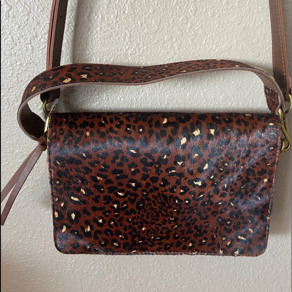 MADEWELL The Flap Convertible Crossbody Bag - Picture 12 of 14